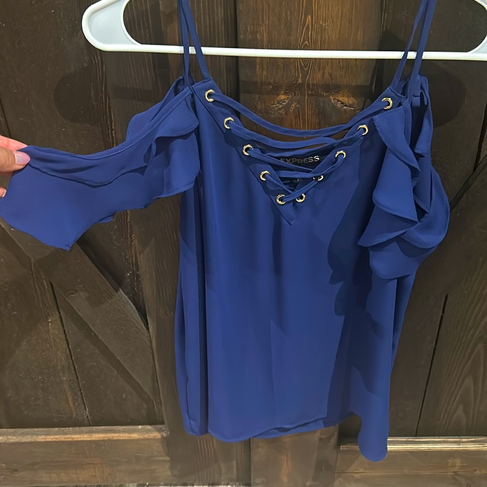 Express blouse Cold Shoulder Ruffle Trim Spring Shirt. - Picture 2 of 8